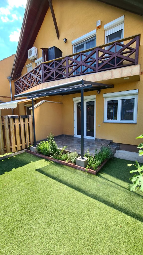 polikarbonát teraszfedés